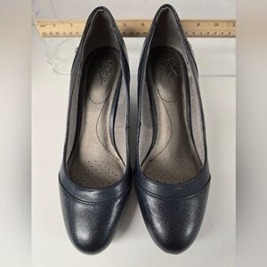 Life Stride Navy Blue Heels Sz  10 m